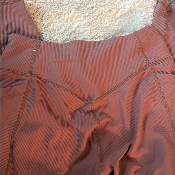 Old navy high rise ribbed leggings - Picture 4 of 5